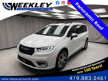 New 2026 Chrysler Pacifica Pinnacle Awd