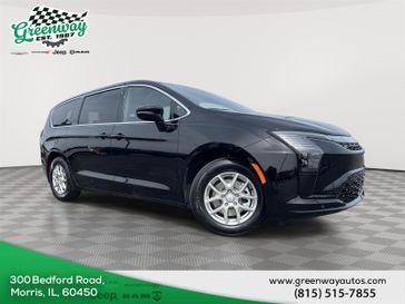 New 2027 Chrysler Pacifica Select