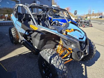 2025 CAN-AM MAVERICK X3 DS TURBO SCANDI BLUE AND ORANGE CRUSH 