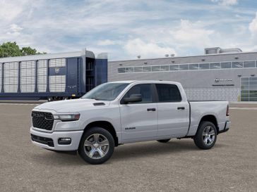 New 2026 RAM 1500 Express Crew Cab 4x2 5'7' Box
