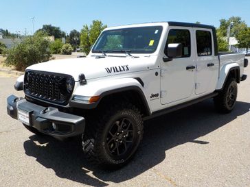 2025 Jeep Gladiator Willys 4x4