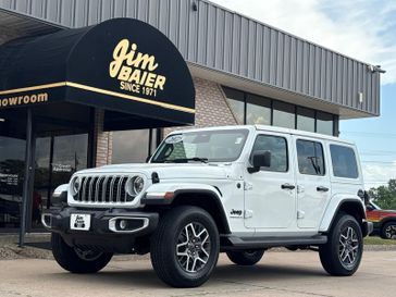 2025 Jeep Wrangler 4-door Sahara