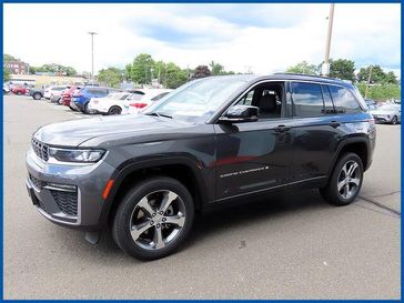 New 2026 Jeep Grand Cherokee Limited