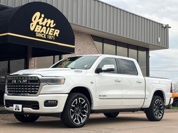 New 2026 RAM 1500 Limited Crew Cab 4x4 5'7' Box