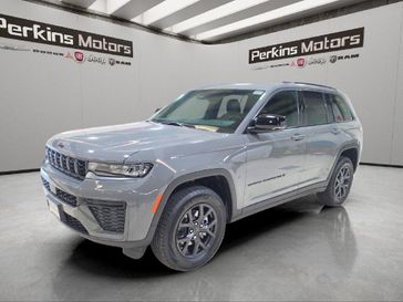 New 2027 Jeep Grand Cherokee Laredo Altitude 4x4
