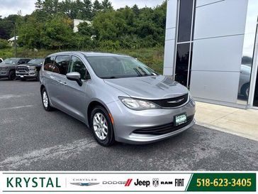 Used 2018 Chrysler Pacifica Touring
