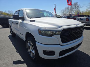 2025 RAM 1500 Tradesman Crew Cab 4x4 5'7' Box