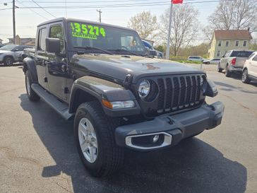 2022 Jeep Gladiator Sport S