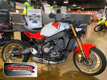 New 2025 Yamaha XSR900 