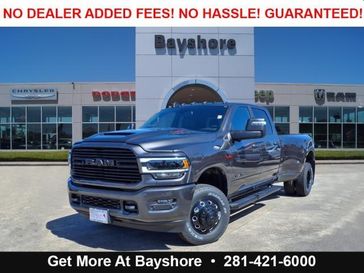 2024 RAM 3500 Laramie Crew Cab 4x4 8' Box