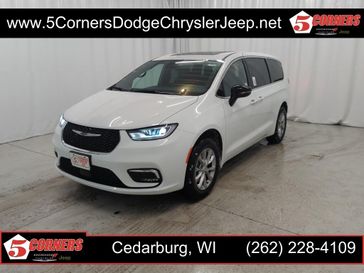 New 2026 Chrysler Pacifica Limited Awd