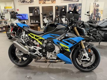 2026 BMW S 1000 R