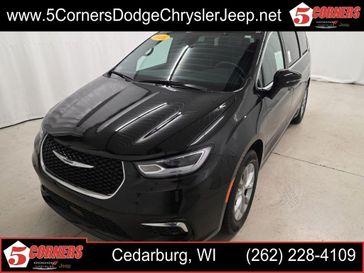 Used 2026 Chrysler Pacifica Limited