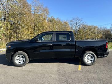 2025 RAM 1500 Tradesman Crew Cab 4x4 5'7' Box