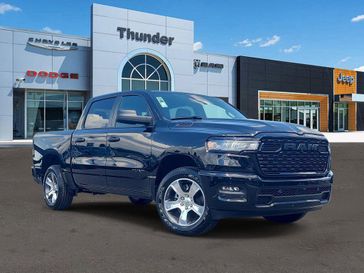 New 2026 RAM 1500 Express Crew Cab 4x2 5'7' Box