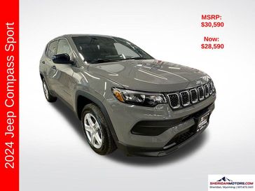 2024 Jeep Compass Sport 4x4 in a Sting-Gray Clear Coat exterior color and Blackinterior. Sheridan Motors CDJR 307-218-2217 sheridanmotor.com 