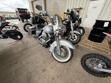 USED 2004 HARLEY ROAD KING CLASSIC 