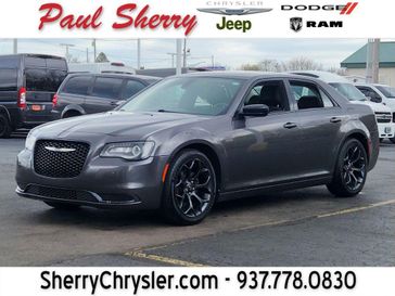 Used 2019 Chrysler 300 Touring