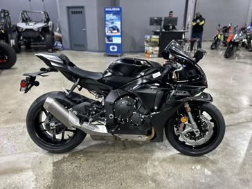 2025 Yamaha YZF-R1 