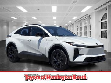 New 2026 Toyota C-HR SE