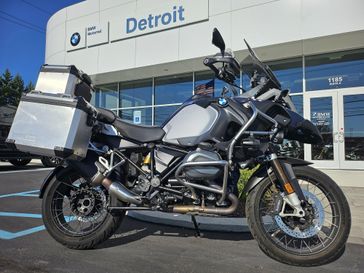 2016 BMW R 1200 GS Adventure in a BLACK exterior color. BMW Motorcycles of Detroit (248) 402-4010 pixelmotiondemo.com 
