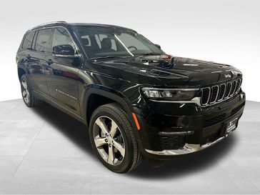 2024 Jeep Grand Cherokee L Limited 4x4 in a Diamond Black Crystal Pearl Coat exterior color and Global Blackinterior. Sheridan Motors CDJR 307-218-2217 sheridanmotor.com 