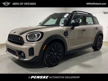 2024 MINI Cooper S Countryman Iconic