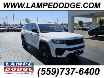 New 2026 Jeep Grand Cherokee L Laredo Altitude 4x2