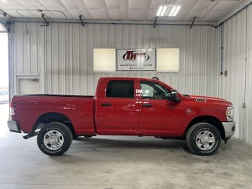 2024 RAM 2500 Tradesman Crew Cab 4x4 6'4' Box