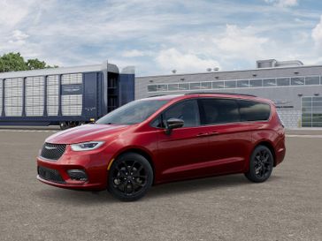 New 2026 Chrysler Pacifica Limited