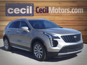 2023 Cadillac XT4 FWD Premium Luxury