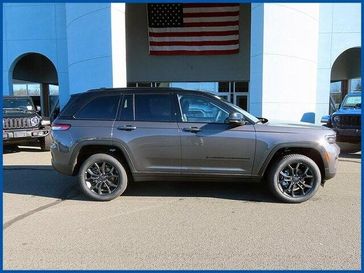 New 2025 Jeep Grand Cherokee Limited