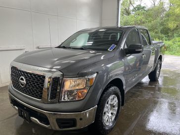 Used 2018 Nissan Titan SV
