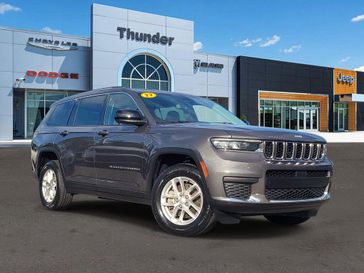 Used 2022 Jeep Grand Cherokee L Laredo