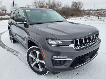 2022 Jeep Grand Cherokee 4xe Baltic Gray Metallic Clear Coat