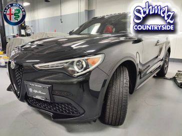 2022 Alfa Romeo Stelvio AWD Sport Pkg w/Sunroof & Nav