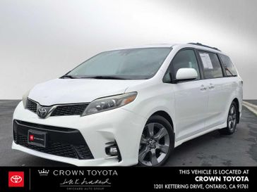 2018 Toyota Sienna SE Premium