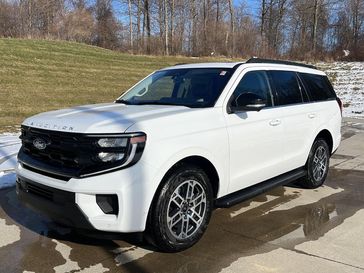 Used 2025 Ford Expedition Active