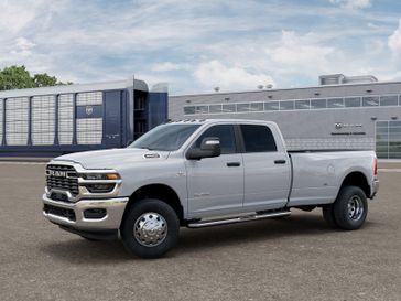 New 2026 RAM 3500 BIG HORN CREW CAB 4X4 8' BOX