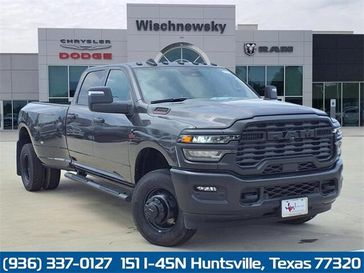 2025 RAM 3500 Tradesman Crew Cab 4x4 8' Box