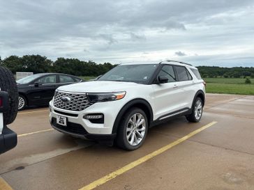 Used 2022 Ford Explorer Platinum