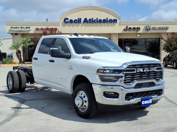 New 2026 RAM 3500 Big Horn Crew Cab Chassis 4x4 60' Ca