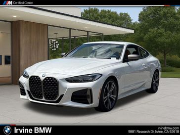 Mineral White Metallic
