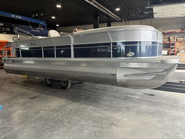 Used 2019 EXCURSION 23RFX 