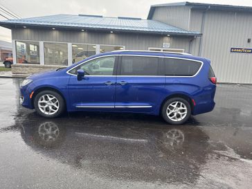 Used 2019 Chrysler Pacifica Touring L Plus