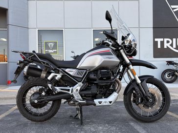 2022 Moto Guzzi V85 TT Travel