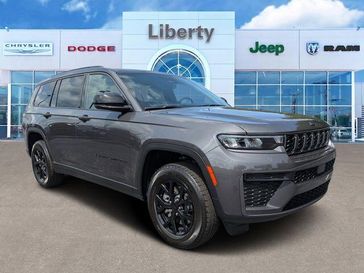 New 2026 Jeep Grand Cherokee L Laredo Altitude 4x2