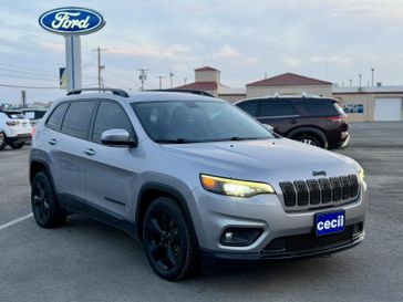 Used 2019 Jeep Cherokee Altitude