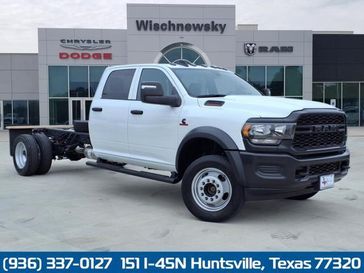 2024 RAM 5500 Tradesman Chassis Crew Cab 4x4 84' Ca