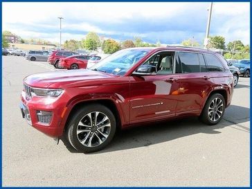 Used 2022 Jeep Grand Cherokee Overland